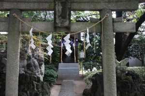 水神社