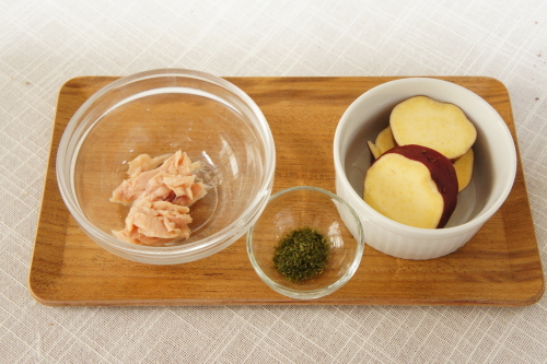 お芋とツナのサラダの材料の画像
